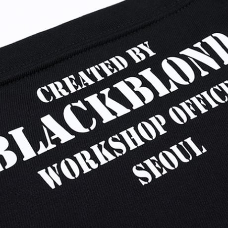 『BLACKBLOND』 　arrow graffiti logo zip up hood jacket (Black)