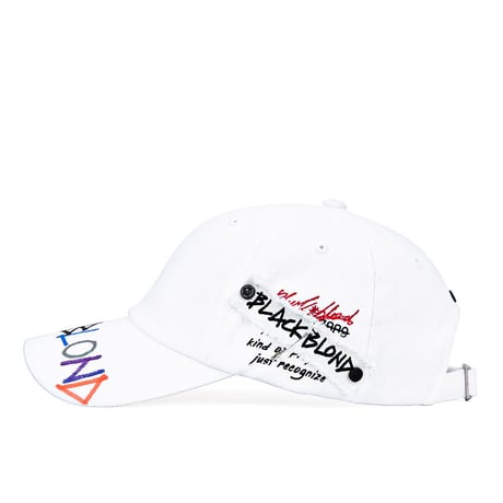 『BLACKBLOND』   スローガンパッチレインボーグラフィティーロゴキャップ (White)