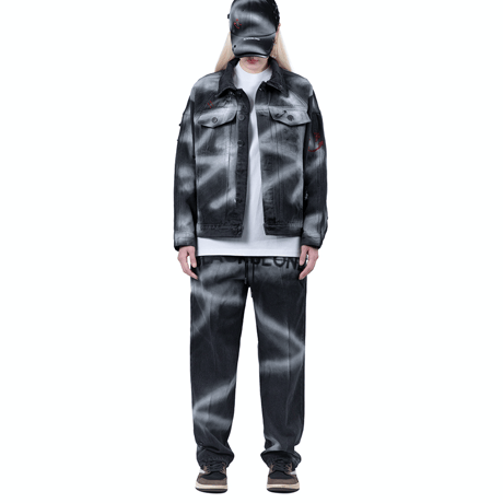 『BLACKBLOND』 　スプレーカスタムデニムパンツ (Charcoal)
