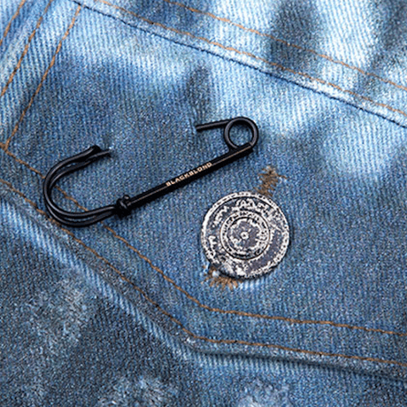 『BLACKBLOND』 イノセントプルカバーデニムジャケット (Light Blue)