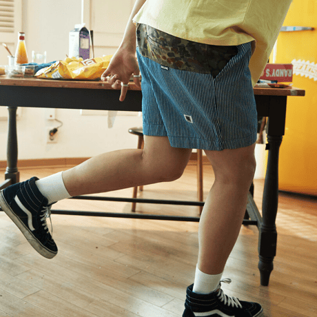『FREAKISH BUILDING』  ルーベイタックショートパンツ (Navy)