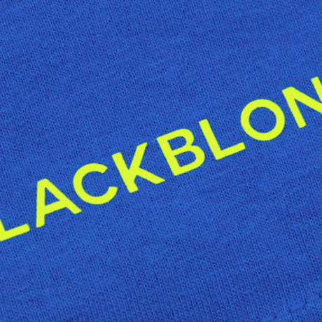 『BLACKBLOND』  スマイルロゴショートスリーブ Tシャツ(Blue)