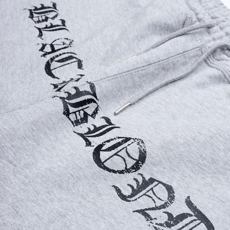 『BLACKBLOND』  crushed faith sweatshorts (Grey)
