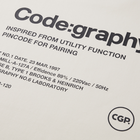 『Code:graphy』 　レファレンスロゴスウェット (Cream)