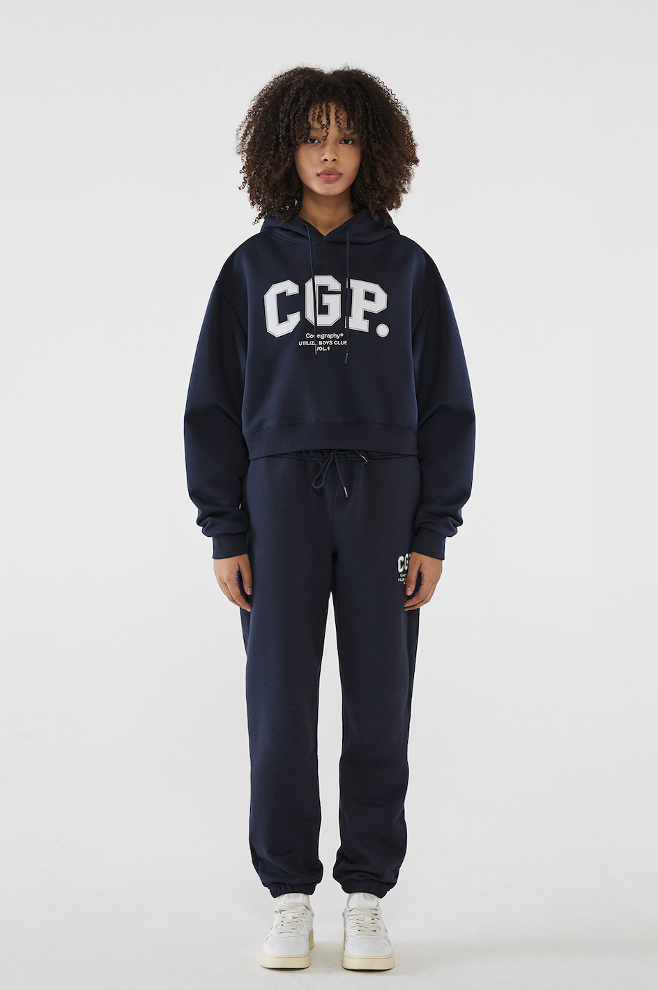 Code:graphy』 アーチロゴクロップパーカー (Navy) | 6LJStore