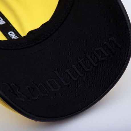 『BLACKBLOND』 　レボリューションダブルバイザーキャップ (Yellow)