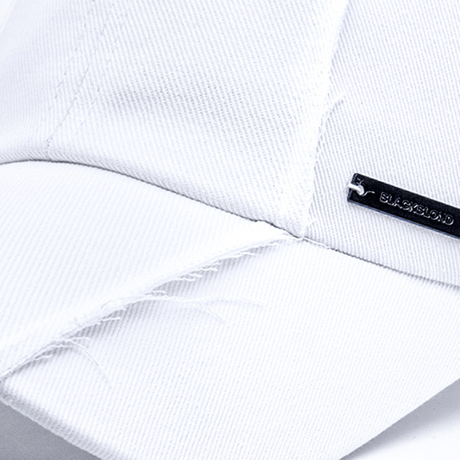 『BLACKBLOND』  ペルソナ プレートロゴキャップ (White)