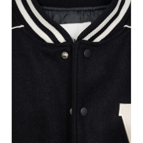 『VETEZE』 　V ロゴライニングバーシティジャケット  (Black)