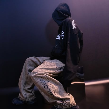 『BLACKBLOND』 　arrow graffiti logo zip up hood jacket (Black)