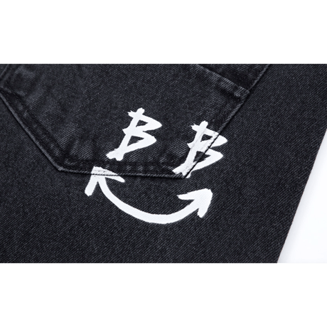 『BLACKBLOND』 　ボーダーグラフィティースマイルロゴデニムパンツ (Charcoal)