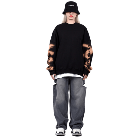 『BLACKBLOND』　side bleached classic logo crewneck sweatshirt (Black)