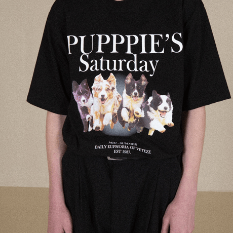 『VETEZE』 　パピーランサタデーハーフ Tシャツ  (Black)