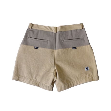 『FREAKISH BUILDING』  ルーベイタックショートパンツ (Beige)