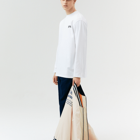 『VETEZE』 　エアプレーンロングスリーブTシャツ (White)