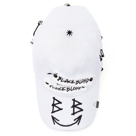 『BLACKBLOND』 ビッグスマイルパッチロゴキャップ (White)