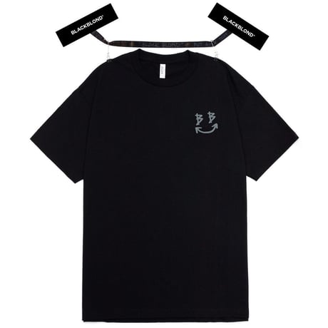 『BLACKBLOND』 　クラシックスマイルロゴ半袖 Tシャツ (Black)