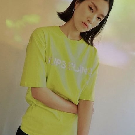 『LOUPS BLANCS』 ホログラムロゴ Tシャツ (Neon)