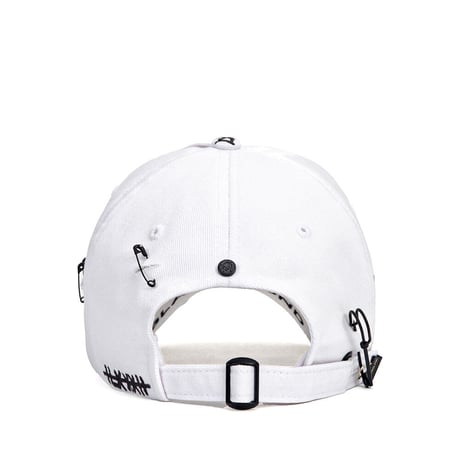 『BLACKBLOND』  ripped custom persona graffiti logo cap (White)