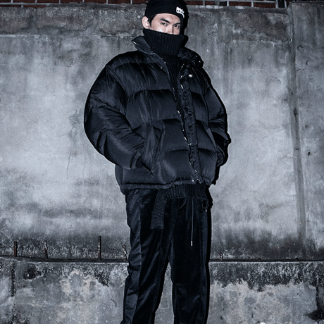 Blackblond Reflective Logo Oversize Short Padding (Black)