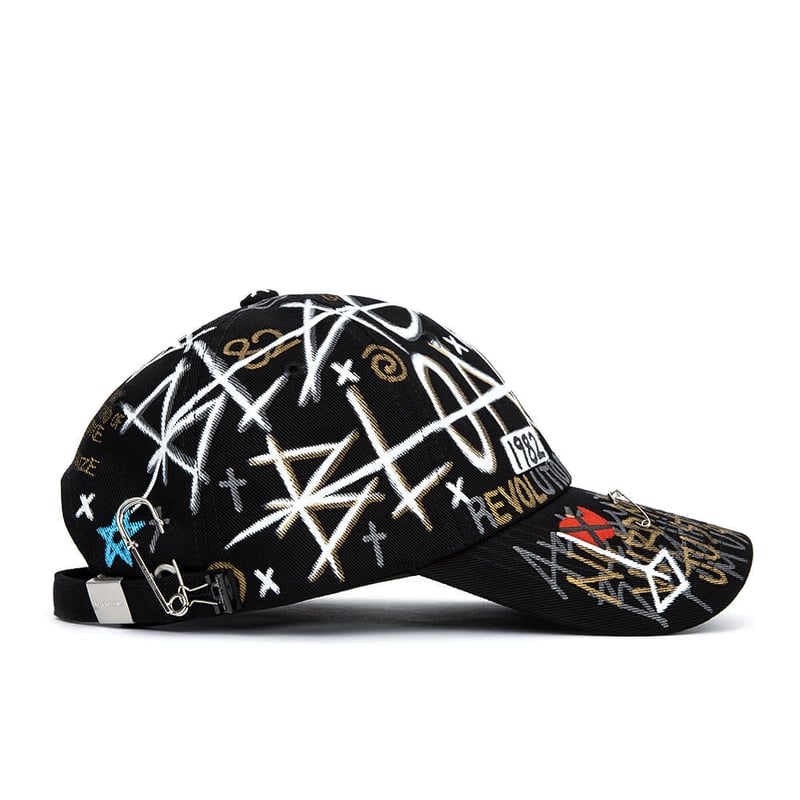 BLACKBLONDのBBD Script Logo Cap 全2色 BLACKBLOND』 プレートロゴモンスターキャップ (Black) | 6LJStore