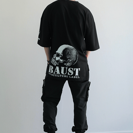 『BAUST』  シグネチャーロゴスカルショートスリーブ Tシャツ (Black)