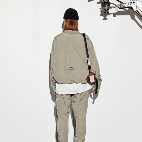 『Code:graphy』 　ナイロンメタルクルーネック (Khaki)