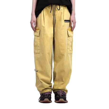 『BLACKBLOND』 　ザアパリションワイドデニムカーゴパンツ (Mustard)