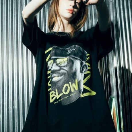 『BLOW』  グラフィックアート (Black)