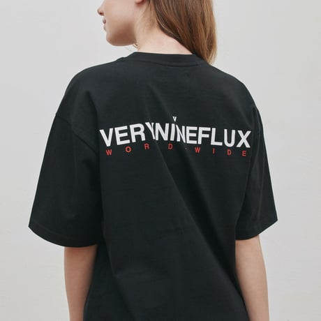 『Verynineflux』 ワールドワイド Tシャツ (Black)