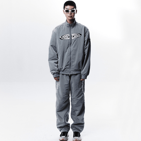 『CHAP CHAP』 　トルネードロゴナイロンパンツ (Blue Grey)