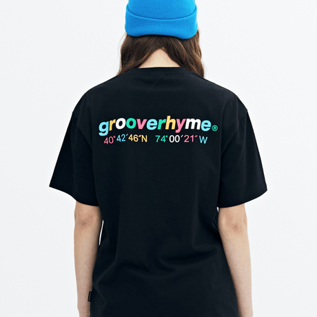 『grooverhyme』 　NYC ロケーションマルチカラー Tシャツ (Black)