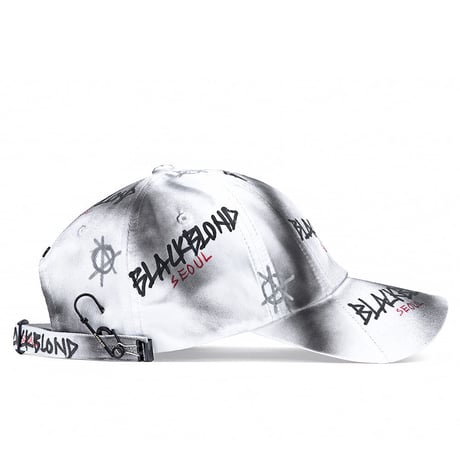 『BLACKBLOND』  ディスオーダーグラフィティーロゴキャップ (White)