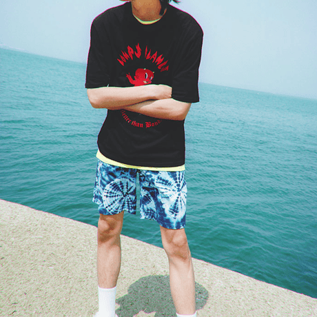 『LOUPS BLANCS』 ホットスタッフスケボーショートスリーブ Tシャツ (Black)