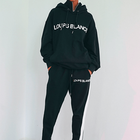 『LOUPS BLANCS』ロゴハーフジップアップタートルネックフードパーカー (Black)