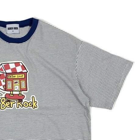 『SK8ER ROCK』 　SK8ショップストライプ半袖 Tシャツ (Navy Blue)