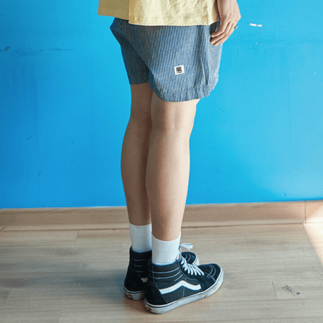 『FREAKISH BUILDING』  ルーベイタックショートパンツ (Navy)