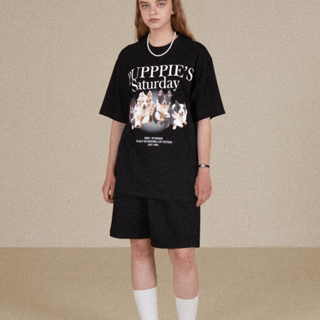 『VETEZE』 　パピーランサタデーハーフ Tシャツ  (Black)