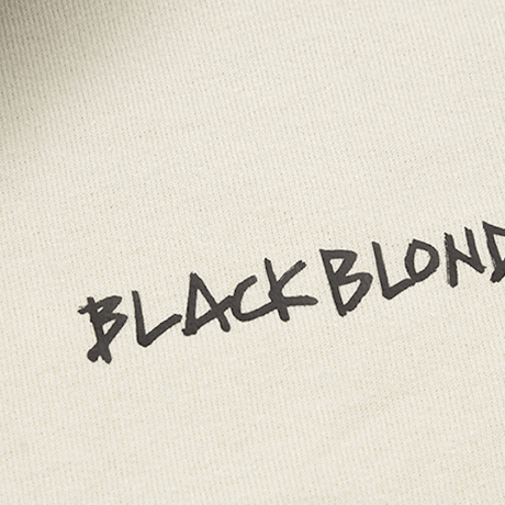 『BLACKBLOND』ダブル B ロゴパーカー (Sand)
