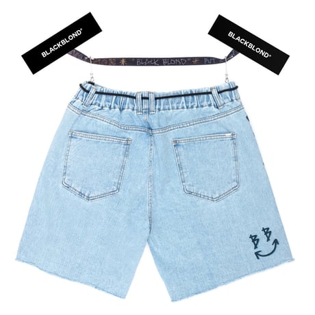 『BLACKBLOND』  スマイルグラフィティーロゴショートデニムパンツ (Denim)