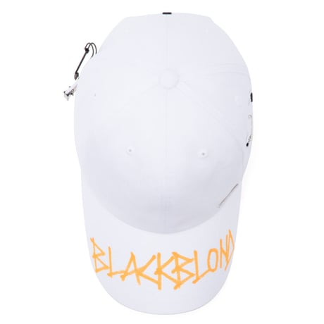 『BLACKBLOND』  プレートシグネチャーロゴキャップ (White)