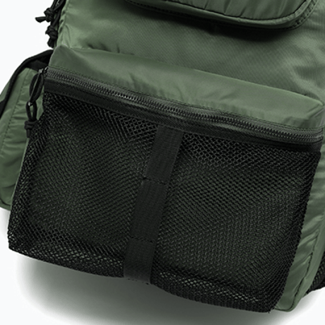 『VETEZE』 　レトロ MA-1 リュック (Khaki)