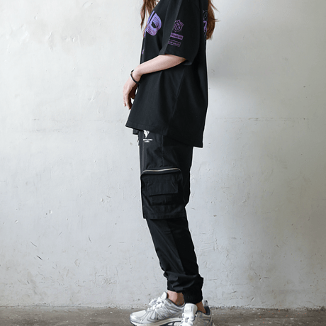 『BAUST』 ジッパーダブルポケットジョガーパンツ (Black)