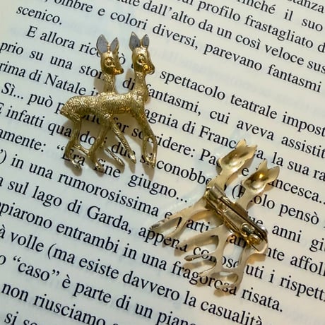 70's vintage brooch