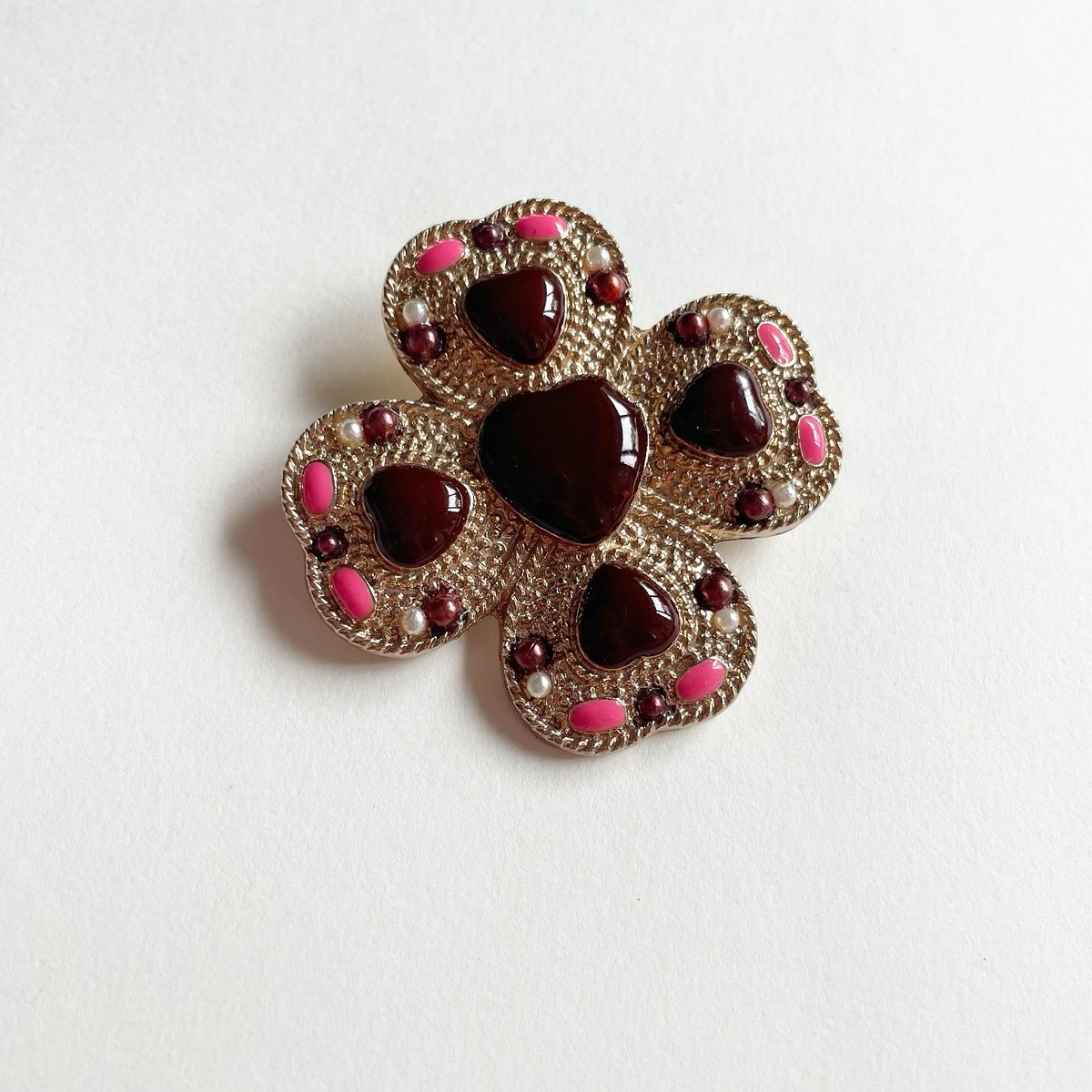 【まーちゃん さま】vintage brooch ୨୧ *✵ヴィンテージブローチ まーちゃん さま】vintage brooch ୨୧ *✵ヴィンテージブローチ