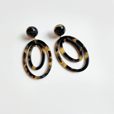 Milanese designer's vintage resin pierces