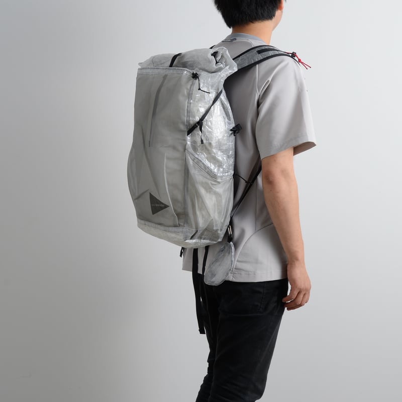 and wander / Cuben fiber backpack (260g) | THREE