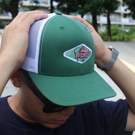PALMGRAFFI　刺繍ルアーロゴ メッシュキャップ