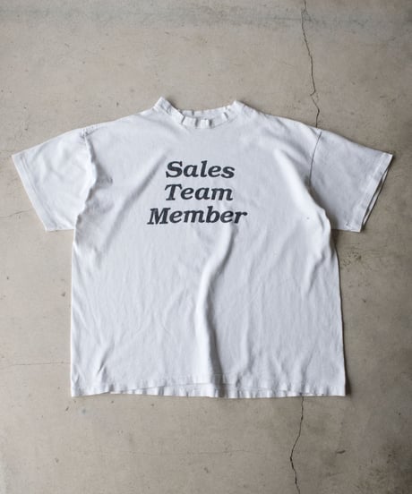 80-90's Sales Team Member