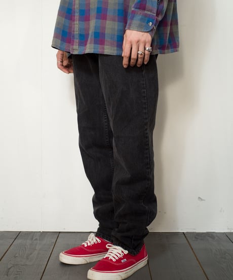 90's Levi's 550 "Relaxed Fit" 34x34