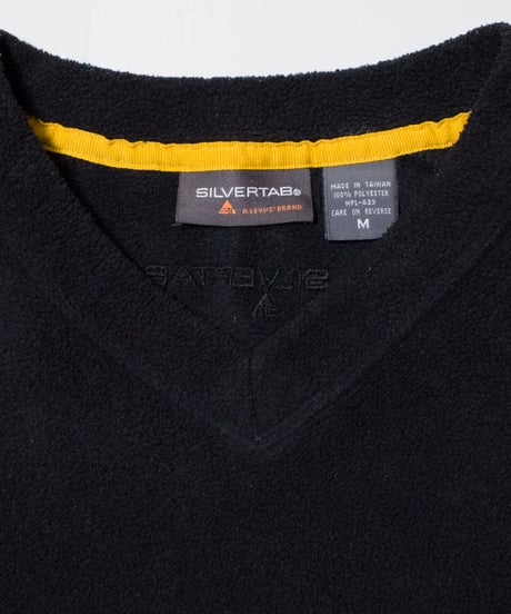 Silvertab V-Neck Fleece Pullover M